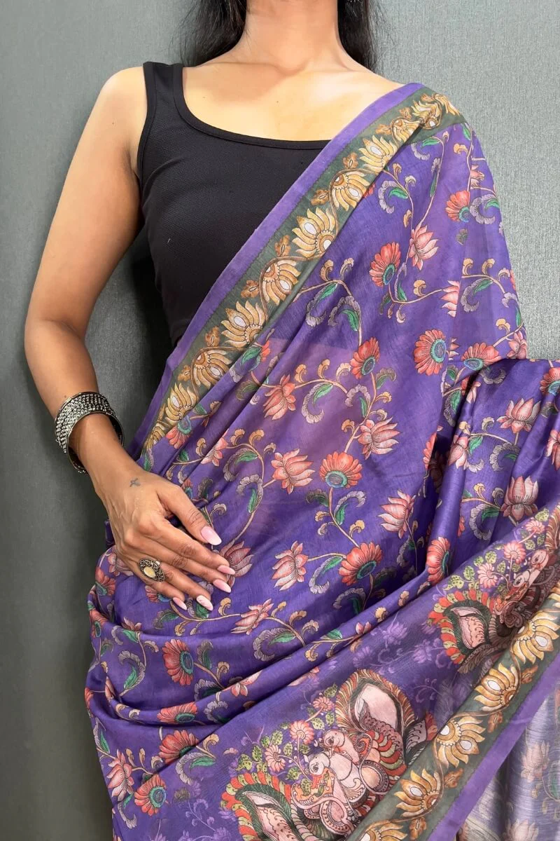 Evocative Purple Kalamkari Printed Saree With Lagniappe Blouse Piece - Image 5