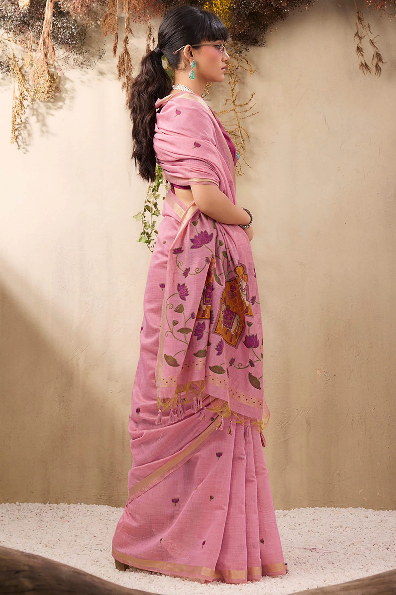 Exceptional Pink Cotton Silk Saree With Desirable Blouse Piece - Image 5