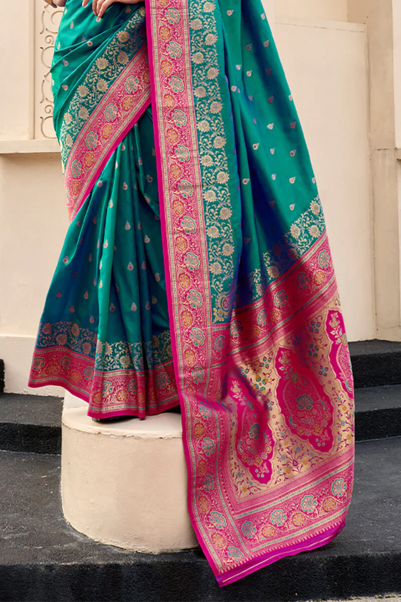 Exemplary Rama Soft Banarasi Silk Saree With Entrancing Blouse Piece - Image 3