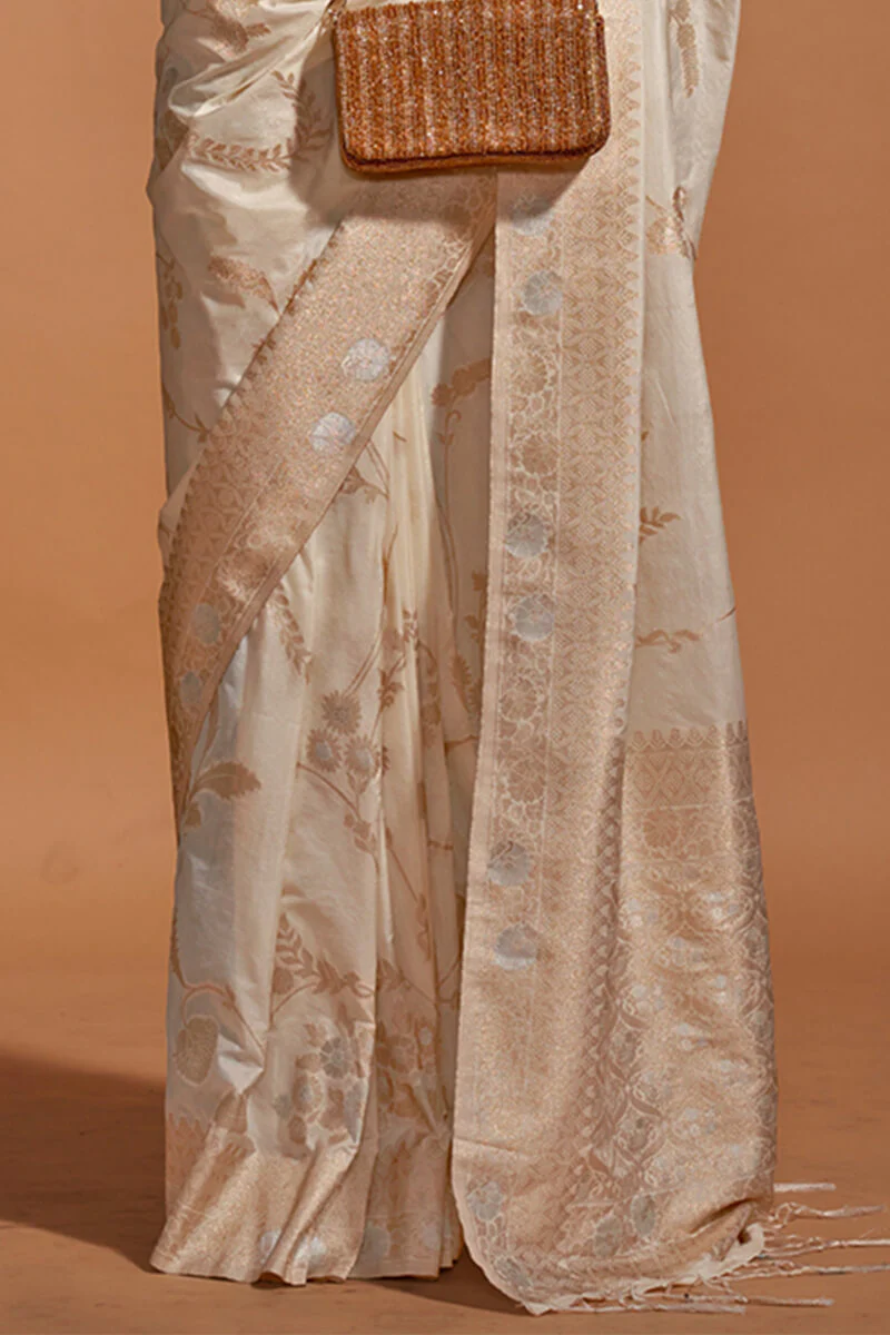 Extraordinary Beige Georgette Banarasi Silk Saree With Fantabulous Blouse Piece - Image 3