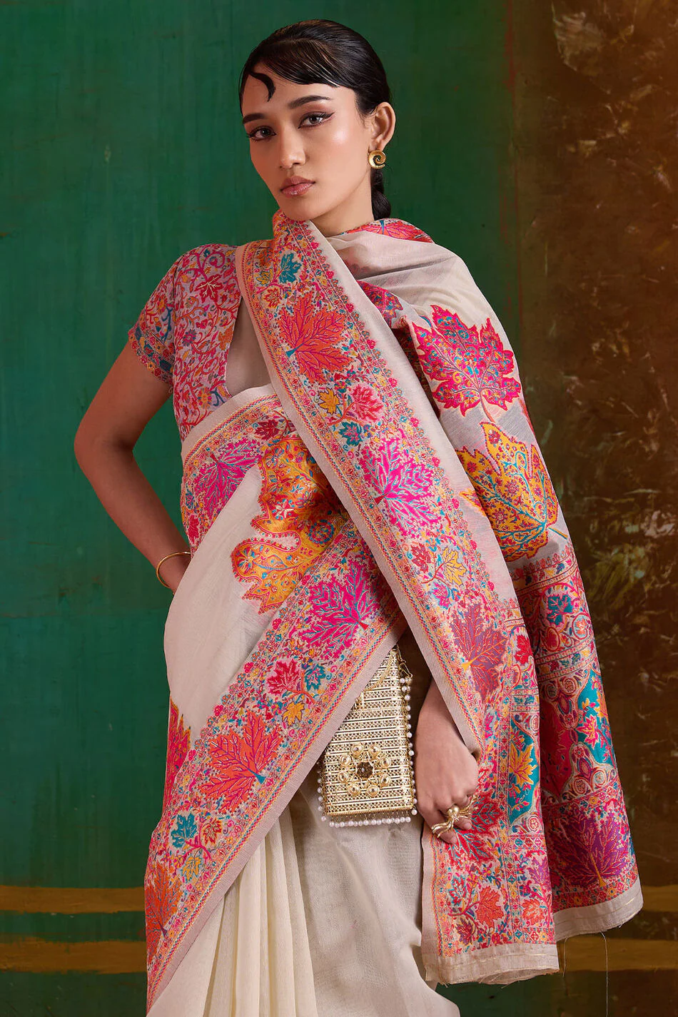 Extraordinary Beige Pashmina Saree With Pleasant Blouse Piece - Image 5