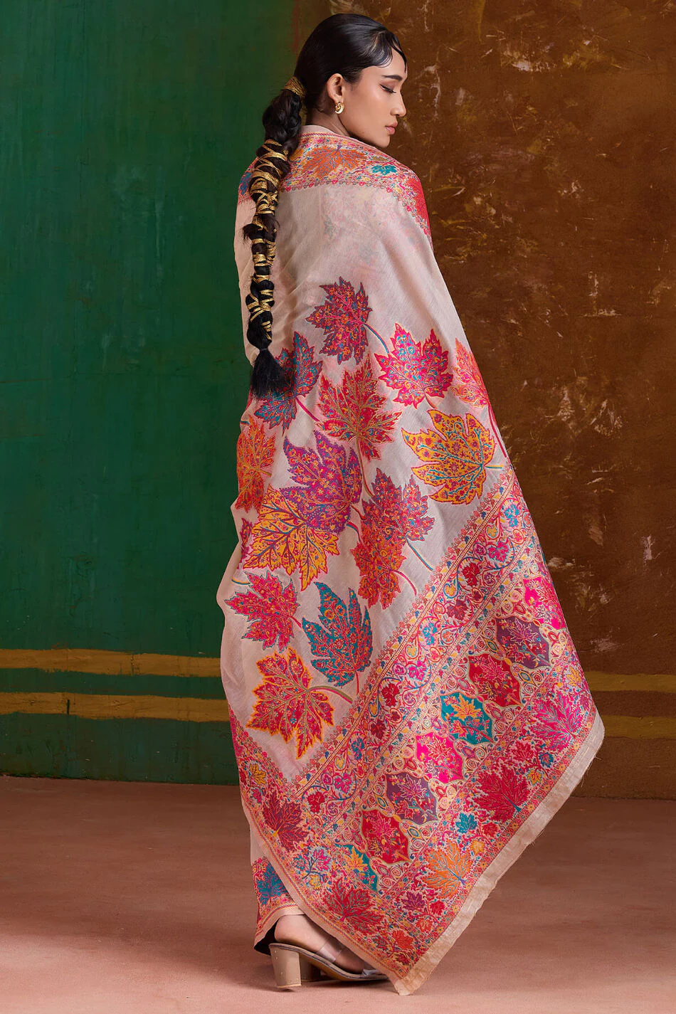 Extraordinary Beige Pashmina Saree With Pleasant Blouse Piece - Image 8