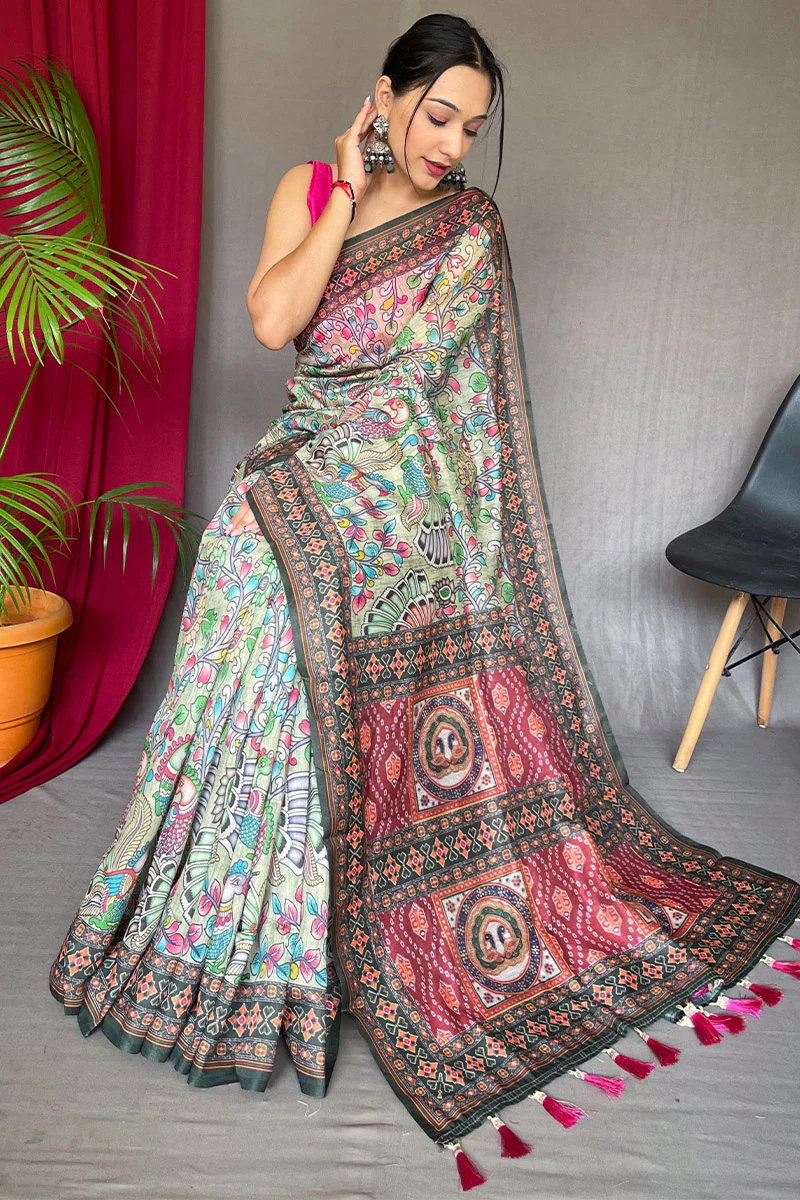 Extraordinary Pista Kalamkari Printed Saree With Flattering Blouse Piece - Image 3