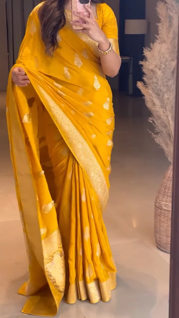 Extraordinary Yellow Soft Silk Saree With Glowing Blouse Piece - Image 4