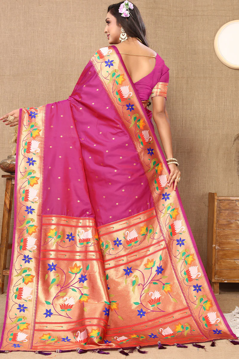 Fairytale Dark Pink Paithani Silk Saree With Beauteous Blouse Piece - Image 5