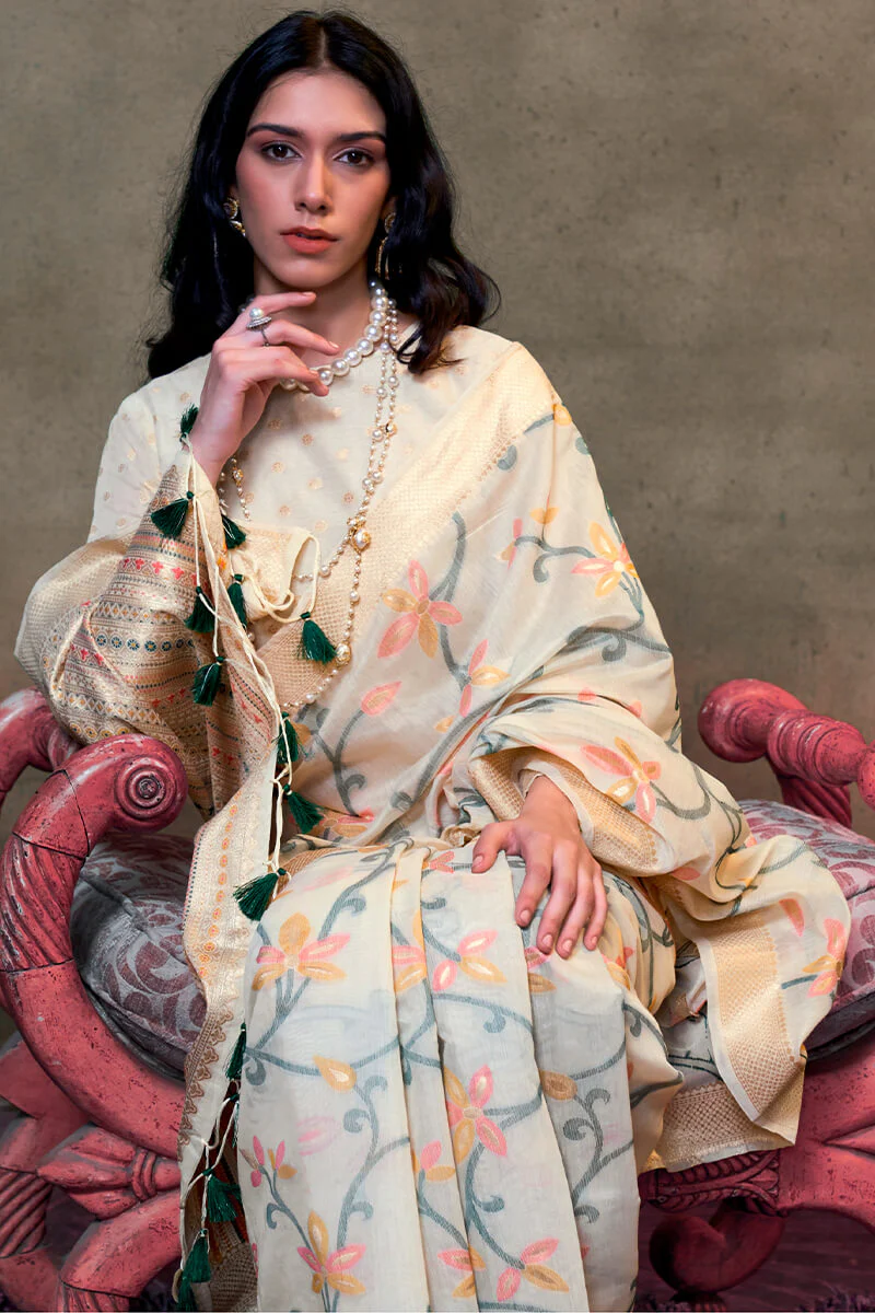 Fantabulous Beige Cotton Silk Saree With Profuse Blouse Piece - Image 2