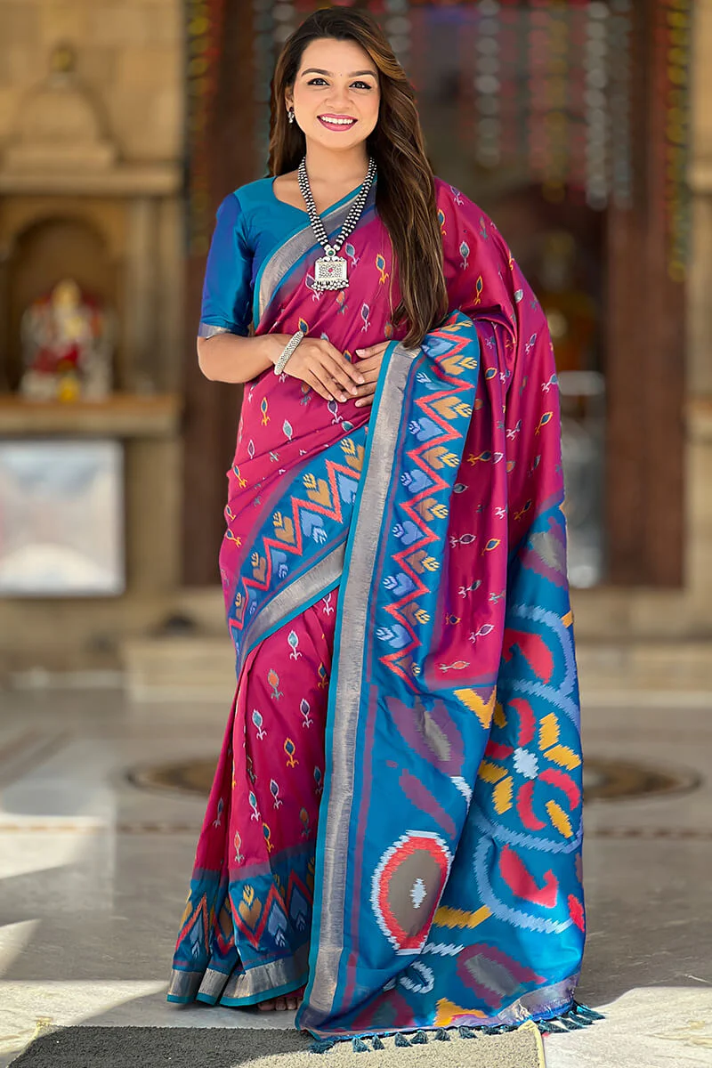 Felicitous Magenta Soft Banarasi Silk Saree With Ratatouille Blouse Piece - Image 3