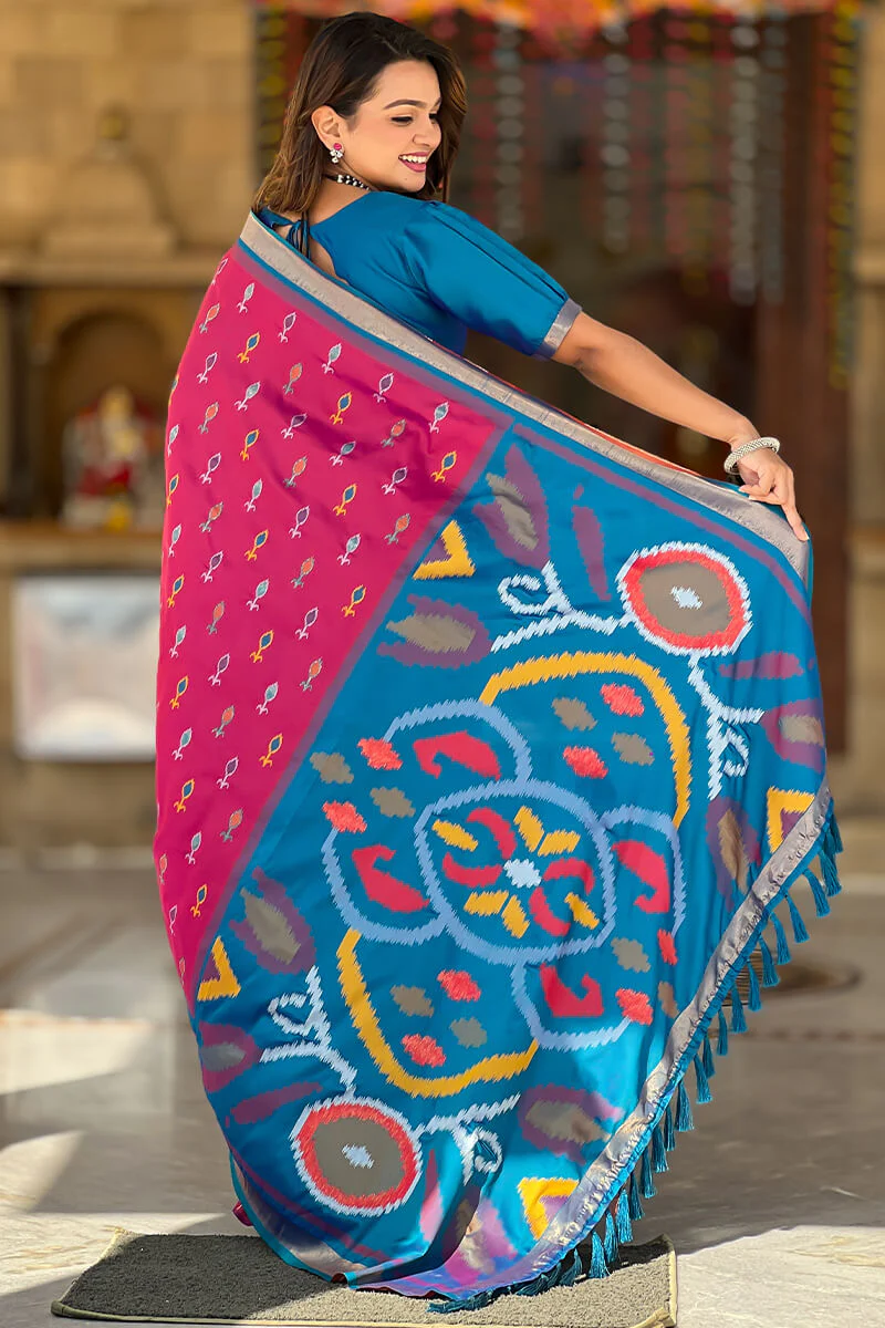 Felicitous Magenta Soft Banarasi Silk Saree With Ratatouille Blouse Piece - Image 4