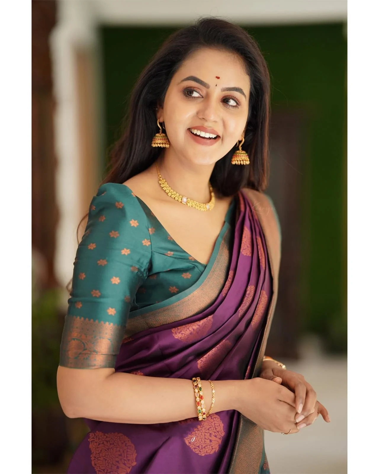 Felicitous Purple Soft Silk Saree With Imaginative Blouse Piece - Image 6