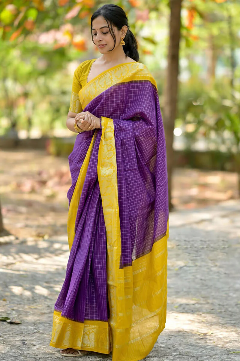 Felicitous Purple Soft Silk Saree With Sizzling Blouse Piece - Image 5