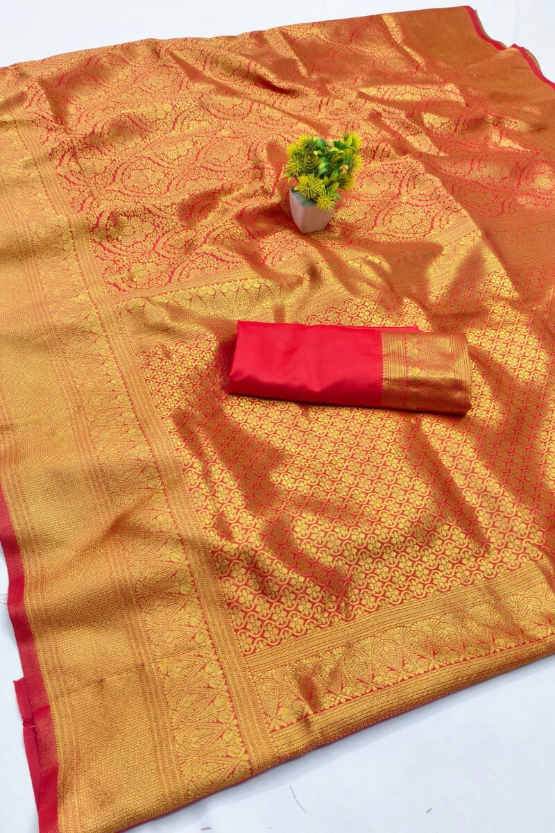 Felicitous Red Pure Zari Weaving Banarasi Silk Saree With Pulsating Blouse Piece - Image 2