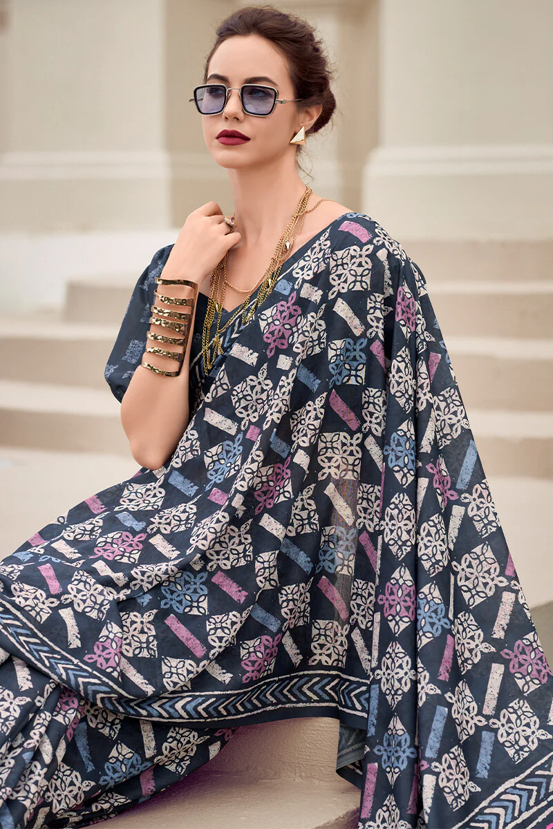 Flameboyant Blue Printed Mul Cotton Saree With Exquisite Blouse Piece - Image 3