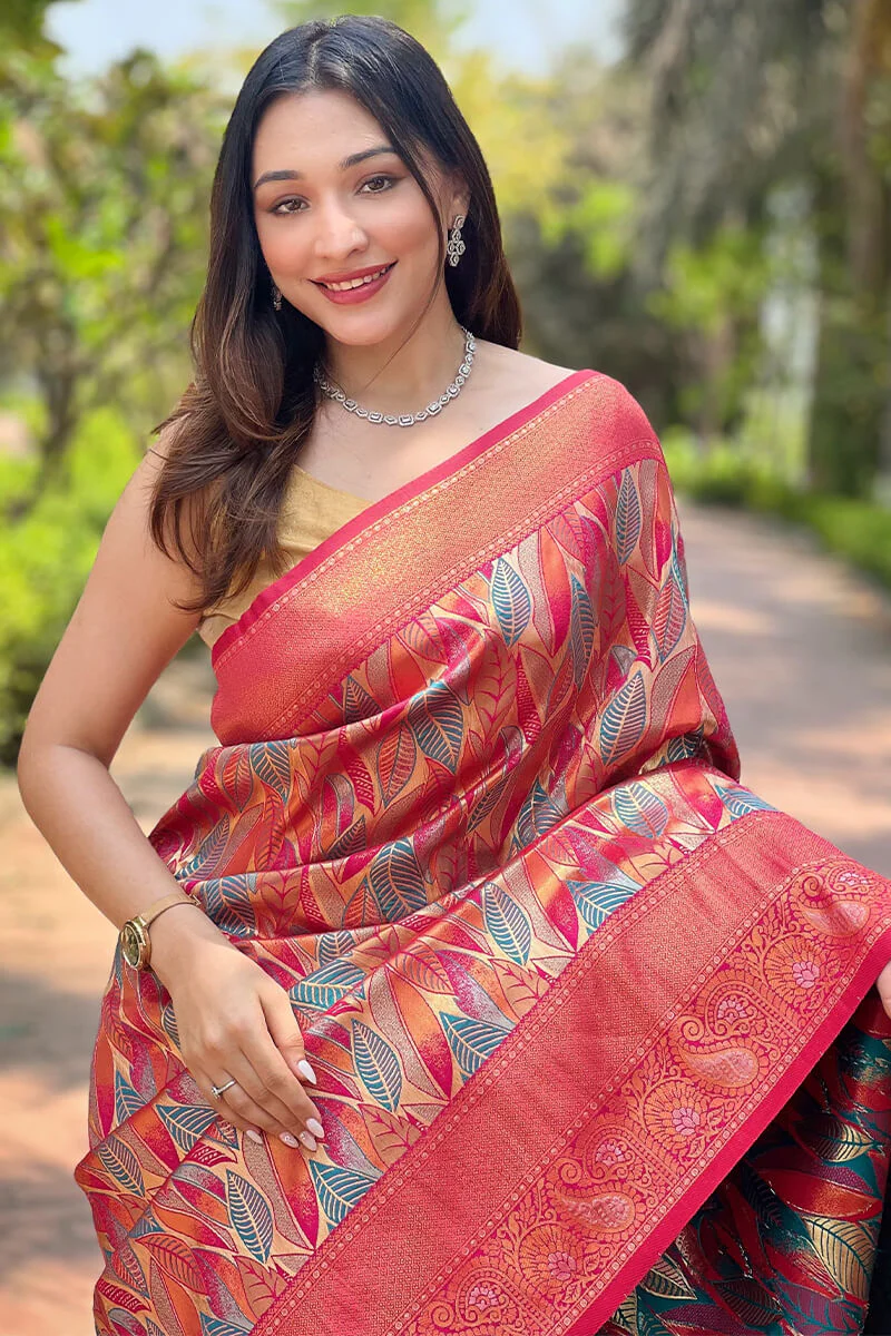 Flaunt Dark Pink Kanjivaram Silk Saree With Sizzling Blouse Piece - Image 2