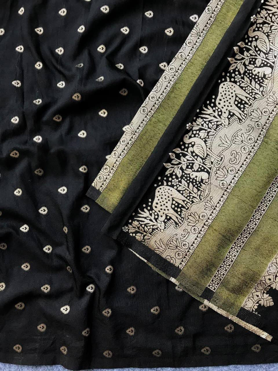 Forbearance Black Banarasi Dola Silk Saree With Girlish Blouse Piece - Image 3