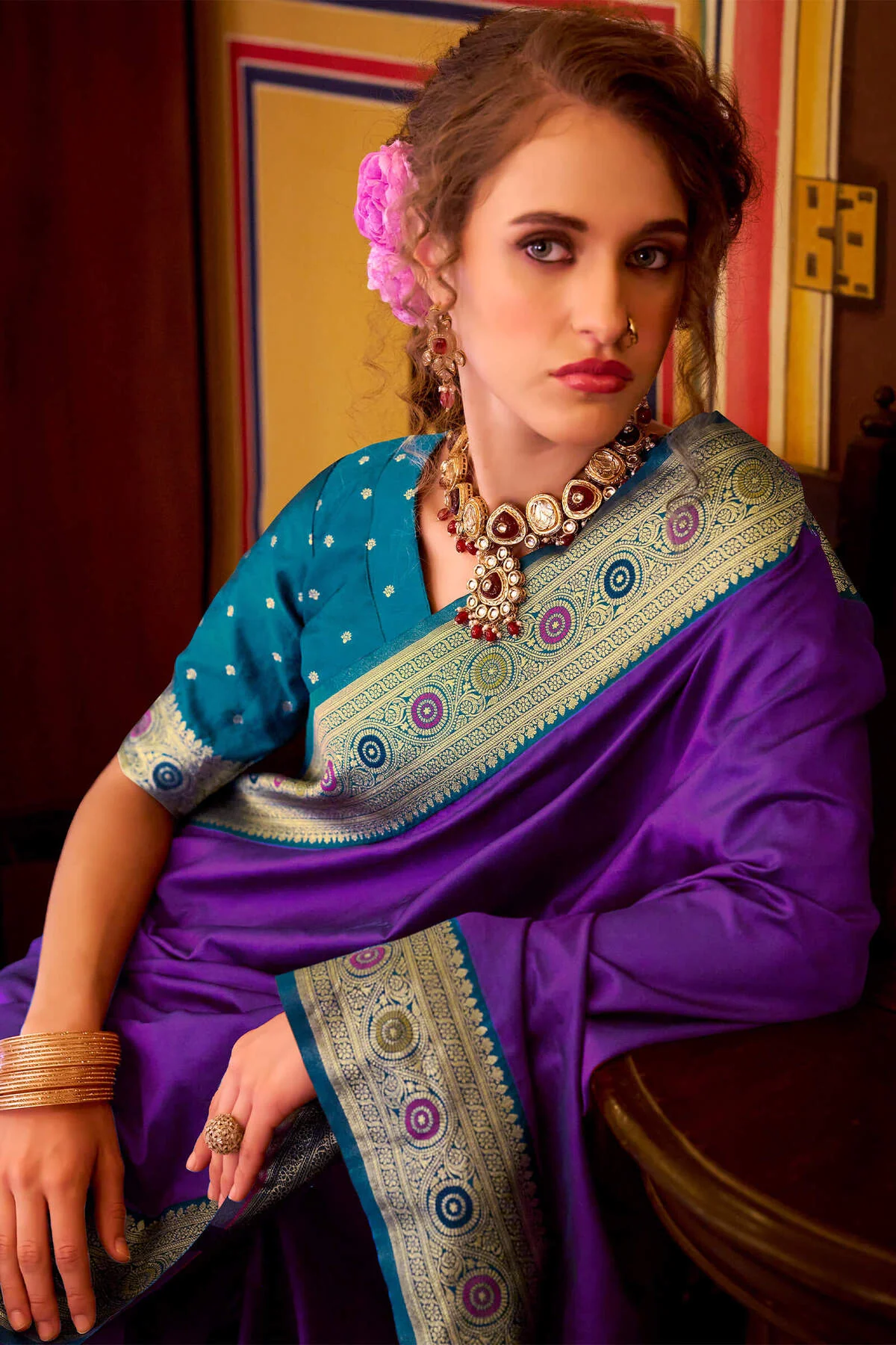 Forbearance Royal Purple Pure Zari Weaving Banarasi Silk Saree With Beleaguer Blouse Piece - Image 3