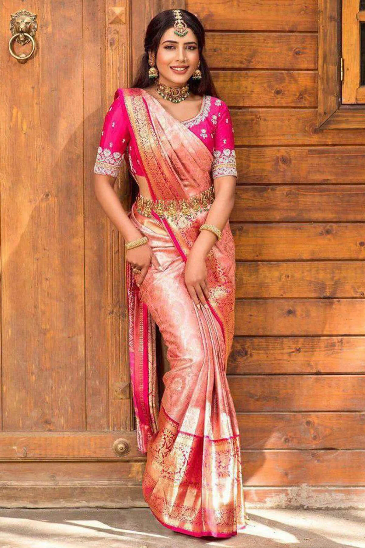 Fragrant Peach Soft Silk Saree With Vibrant Blouse Piece - Image 3