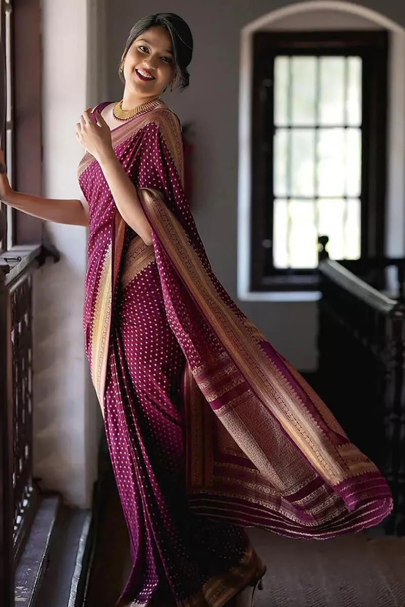 Girlish Purple Soft Silk Saree With Pulsating Blouse Piece - Image 3