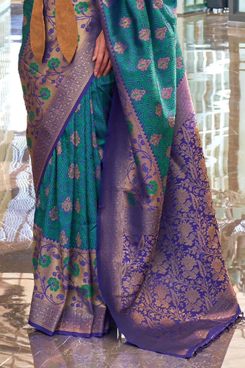 Girlish Rama Soft Banarasi Silk Saree With Arresting Blouse Piece - Image 3