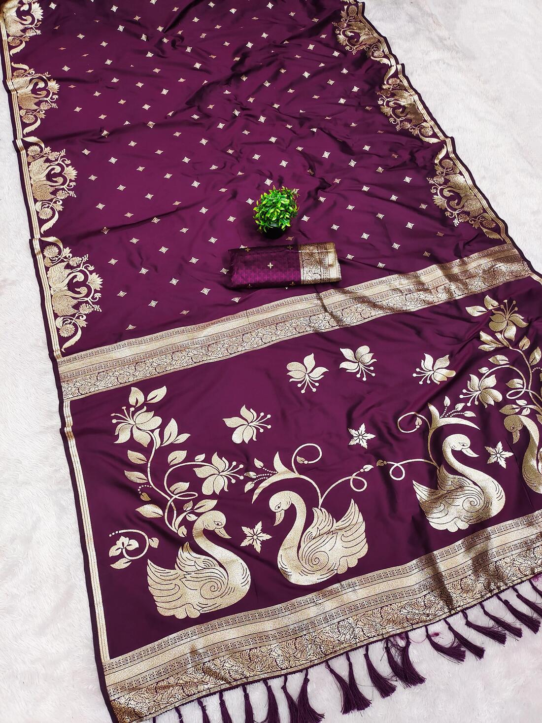 Gleaming Wine Pure Zari Weaving Banarasi Silk Saree With Woebegone Blouse Piece - Image 2
