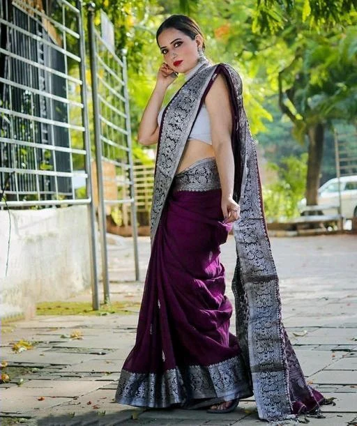 Glorious Purple Soft Banarasi Silk Saree With Glowing Blouse Piece - Image 2
