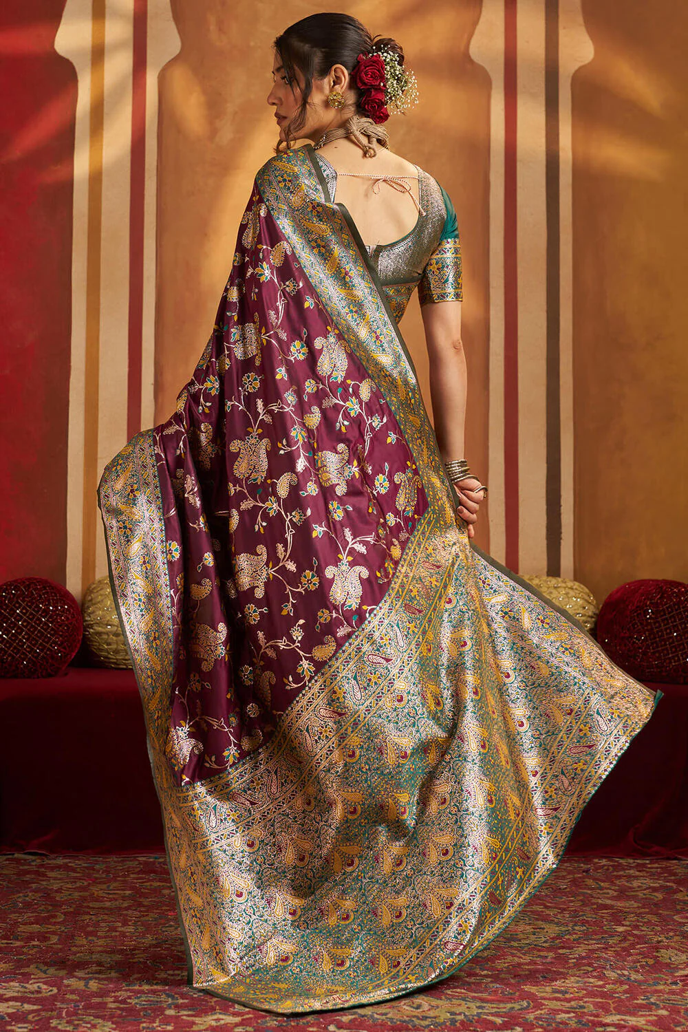Glowing Purple Pure Zari Weaving Banarasi Silk Saree With Designer Blouse Piece - Image 8