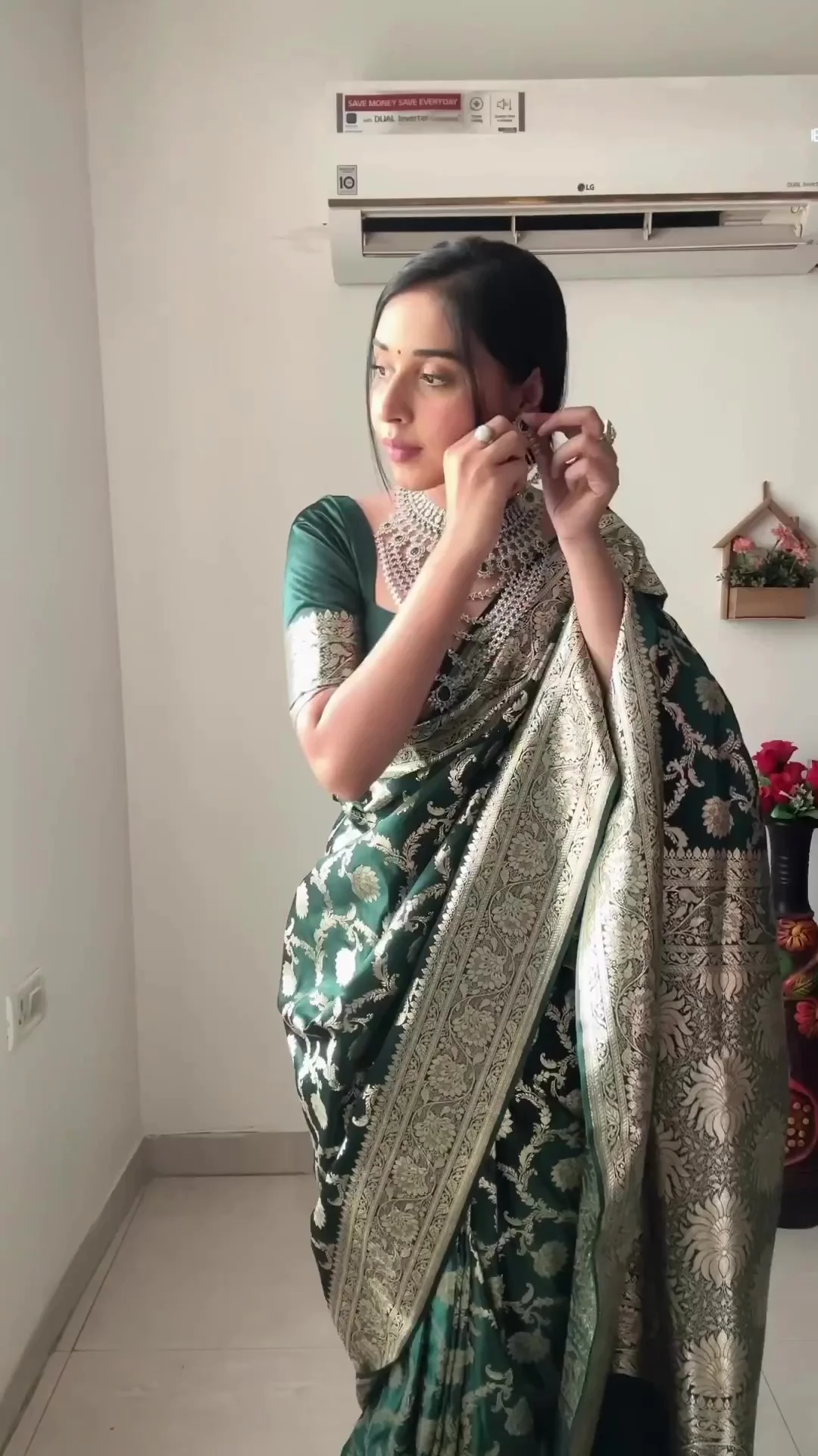 Gorgeous 1-Minute Ready To Wear Green Soft Silk Saree - Image 4