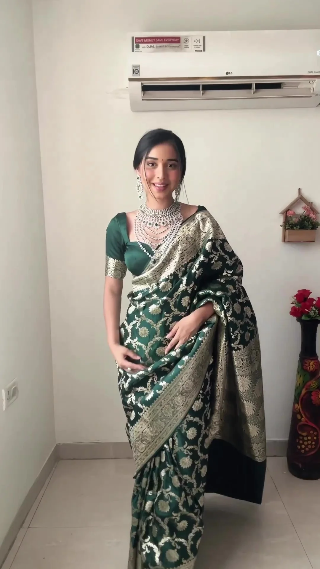 Gorgeous 1-Minute Ready To Wear Green Soft Silk Saree - Image 5