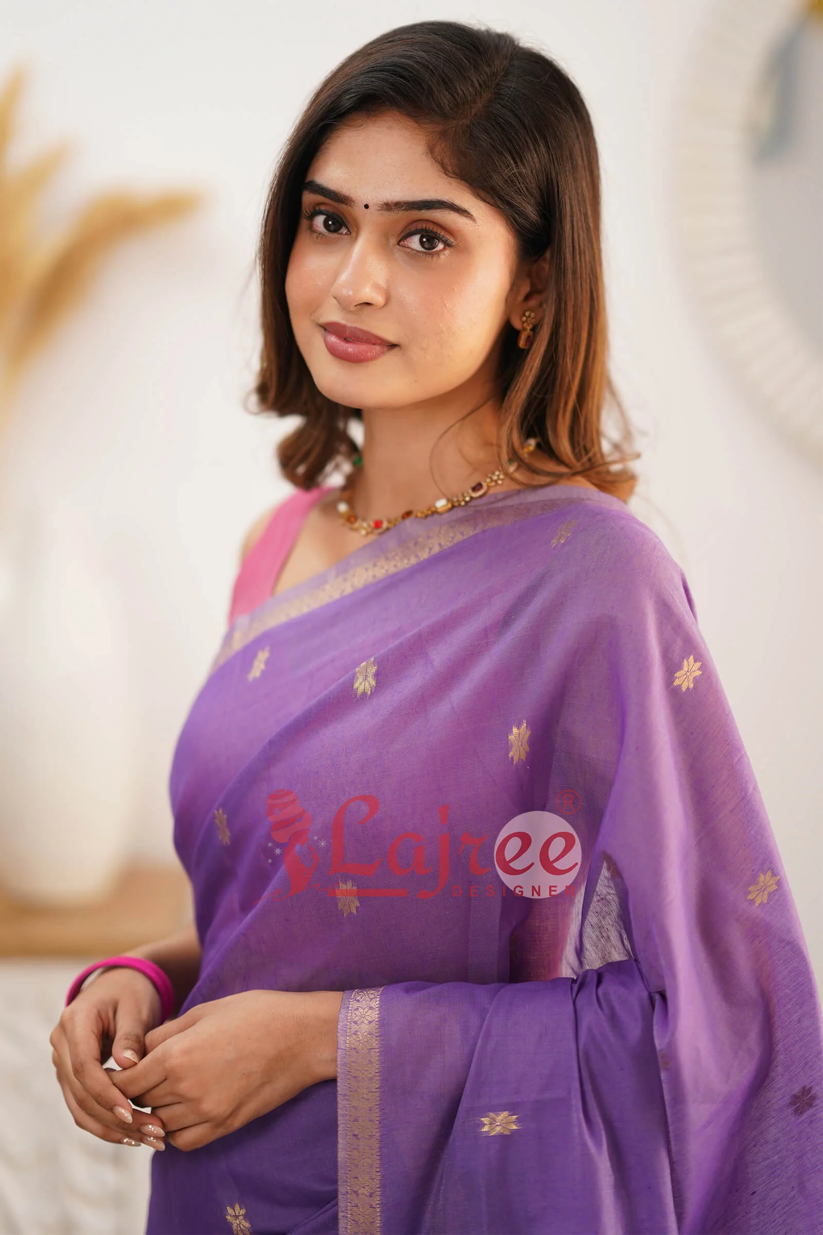 Gorgeous Lavender Cotton Silk Saree With Sizzling Blouse Piece - Image 3