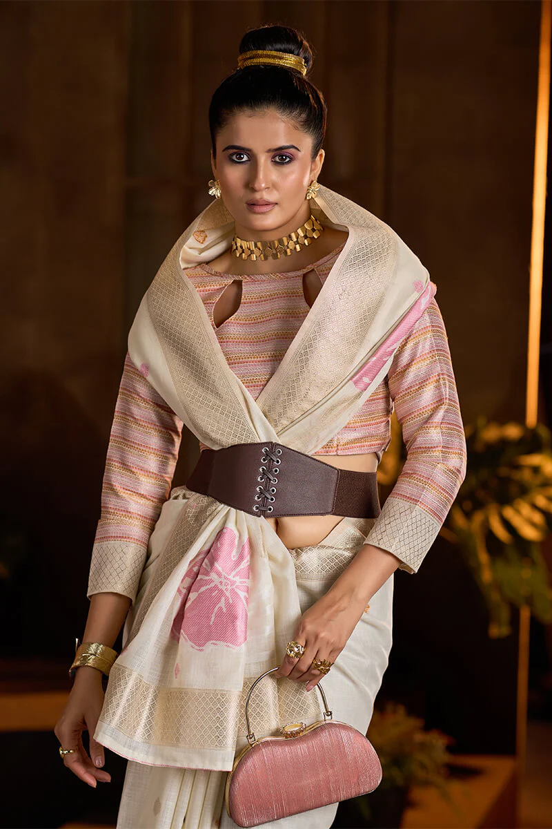 Gossamer Beige Cotton Silk Saree With Ravishing Blouse Piece - Image 2