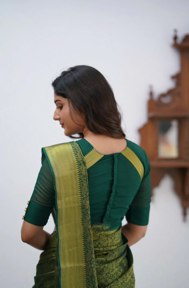 Gossamer Dark Green Soft Silk Saree With Diaphanous Blouse Piece - Image 4