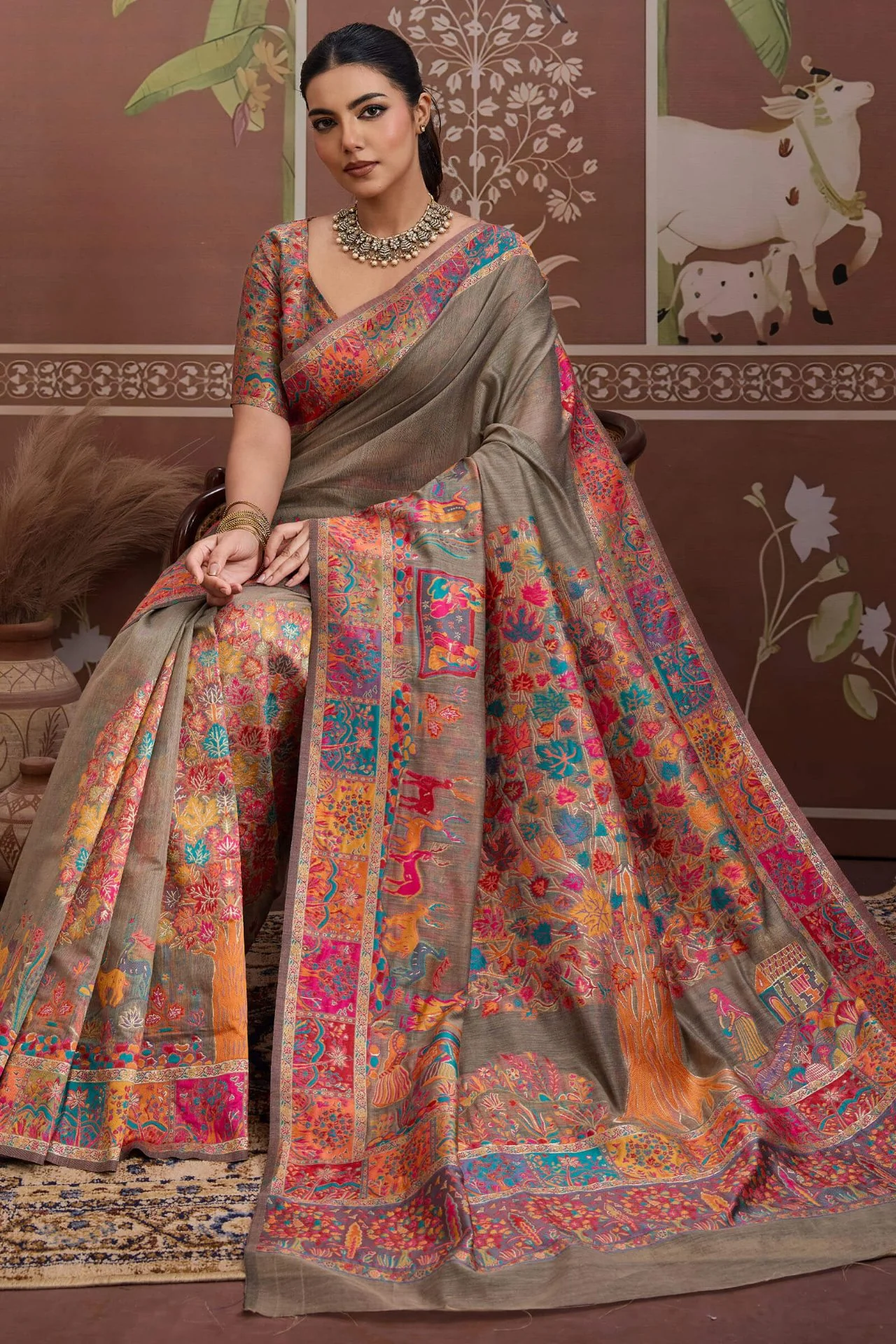 Gossamer Grey Pashmina saree With Quintessential Blouse Piece - Image 5