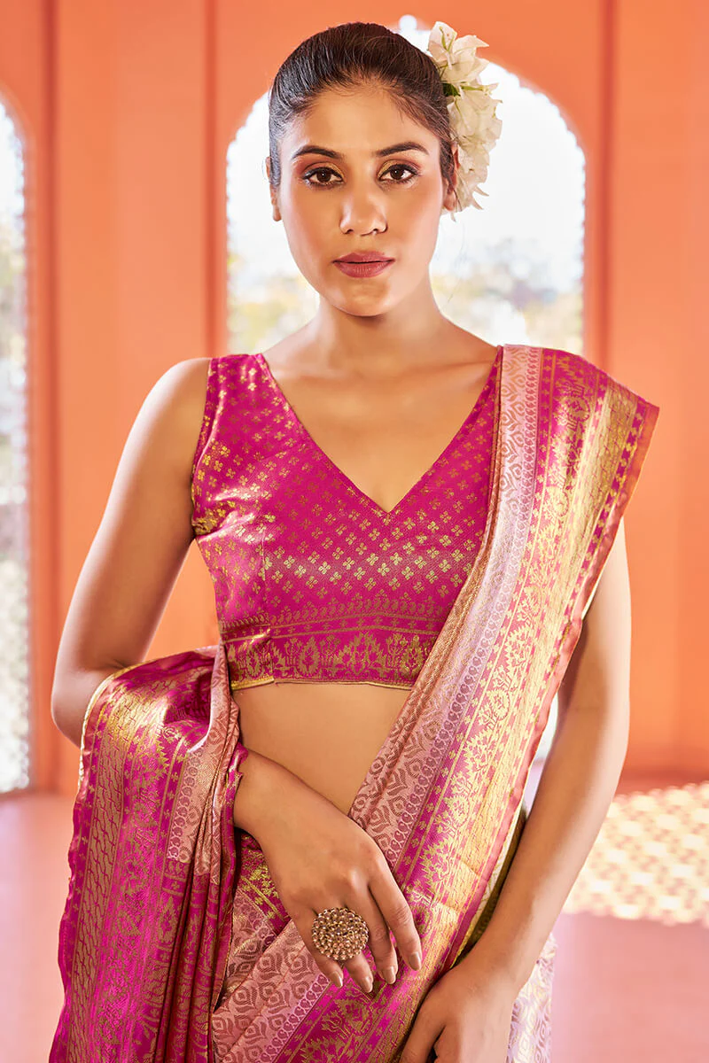 Gratifying Baby Pink Kanjivaram Silk Saree With Precious Blouse Piece - Image 2