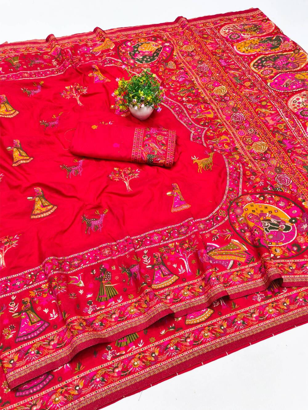 Gratifying Red Nylon Dola Pashmina Saree With Dalliance Blouse Piece - Image 4
