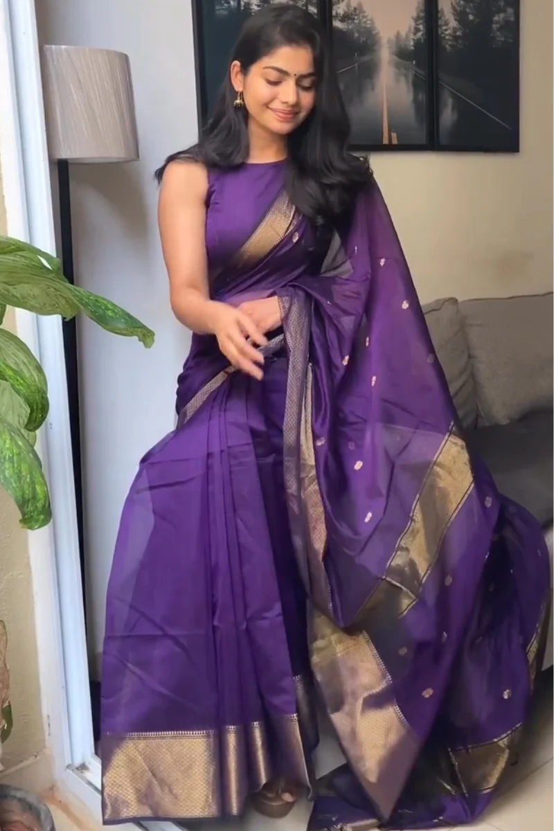 Groovy Purple Cotton Silk Saree With Adoring Blouse Piece - Image 6