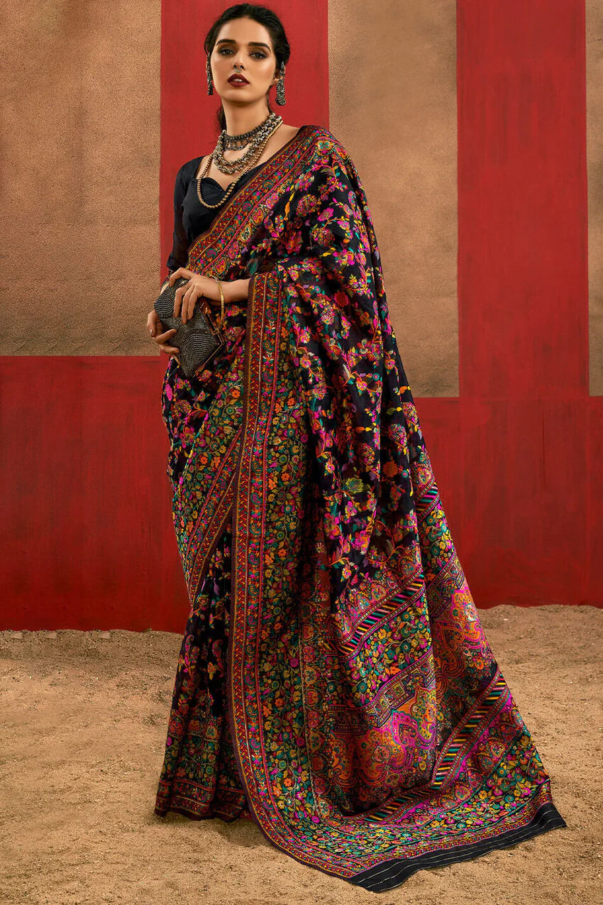 Hypnotic Black Pashmina Saree With Flameboyant Blouse Piece