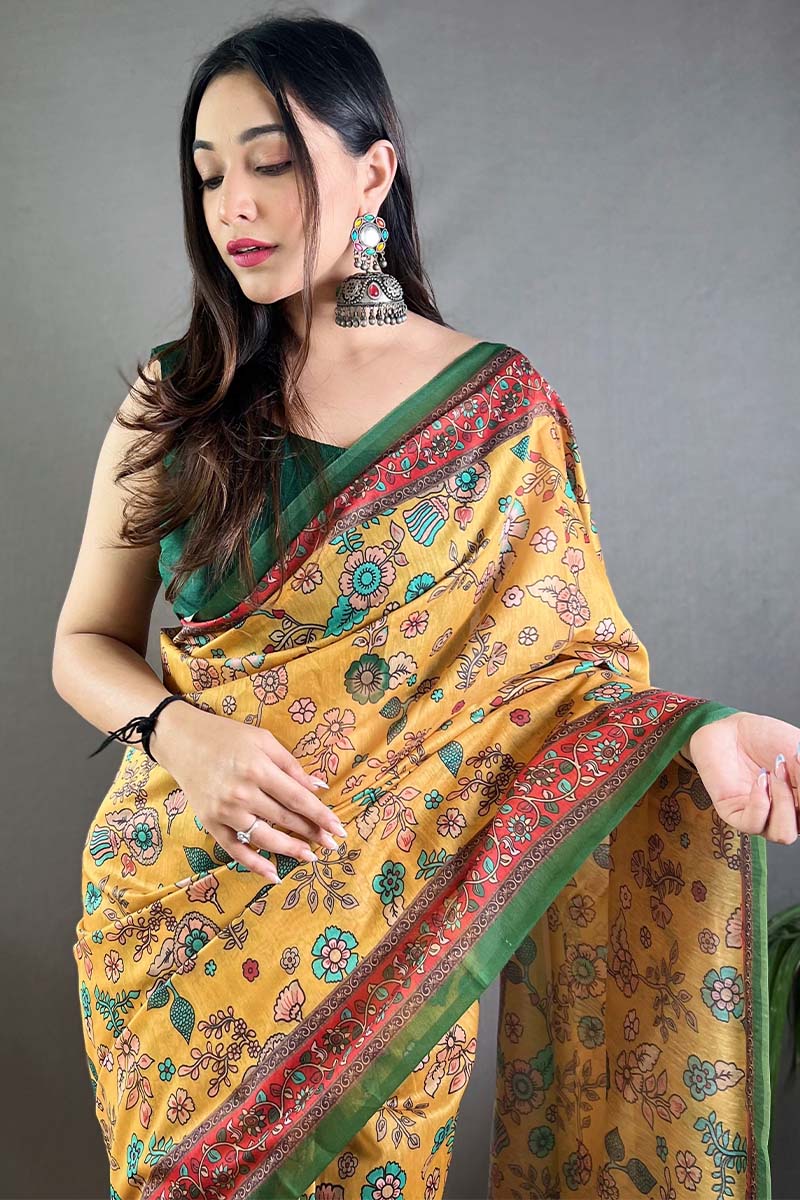 Hypnotic Mustard Kalamkari Printed Saree With Groovy Blouse Piece - Image 2