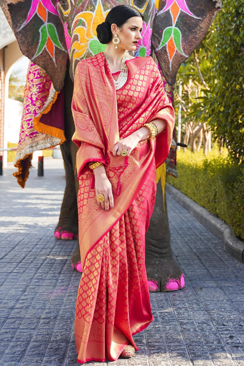 Ideal Dark Pink Kanjivaram Silk Saree With Ebullience Blouse Piece - Image 3