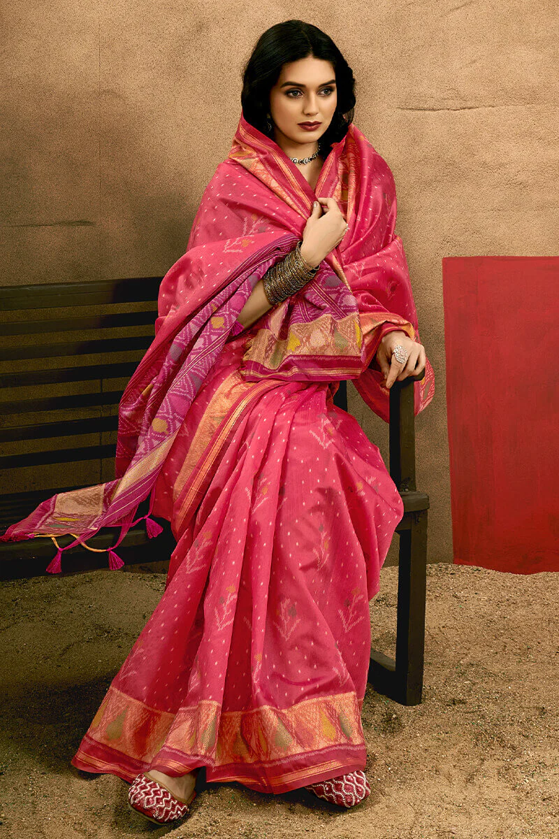 Ideal Dark Pink Soft Banarasi Silk Saree With Impressive Blouse Piece - Image 2