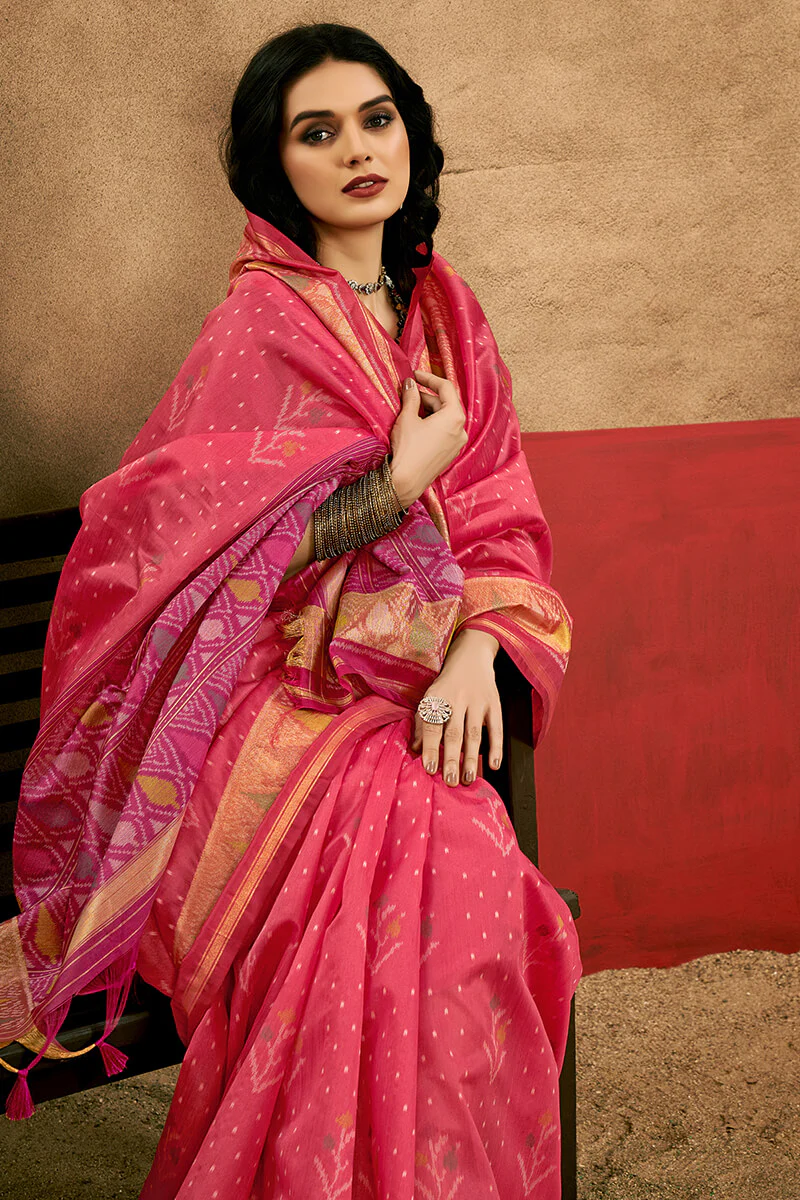Ideal Dark Pink Soft Banarasi Silk Saree With Impressive Blouse Piece - Image 3