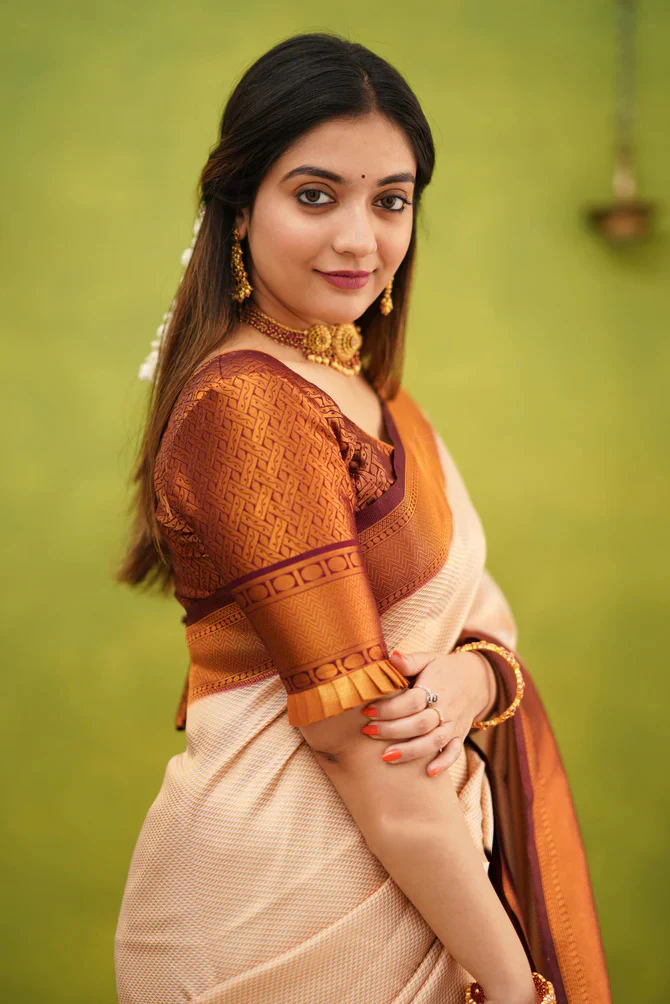 Imaginative Beige Soft Banarasi Silk Saree With Incomparable Blouse Piece - Image 5