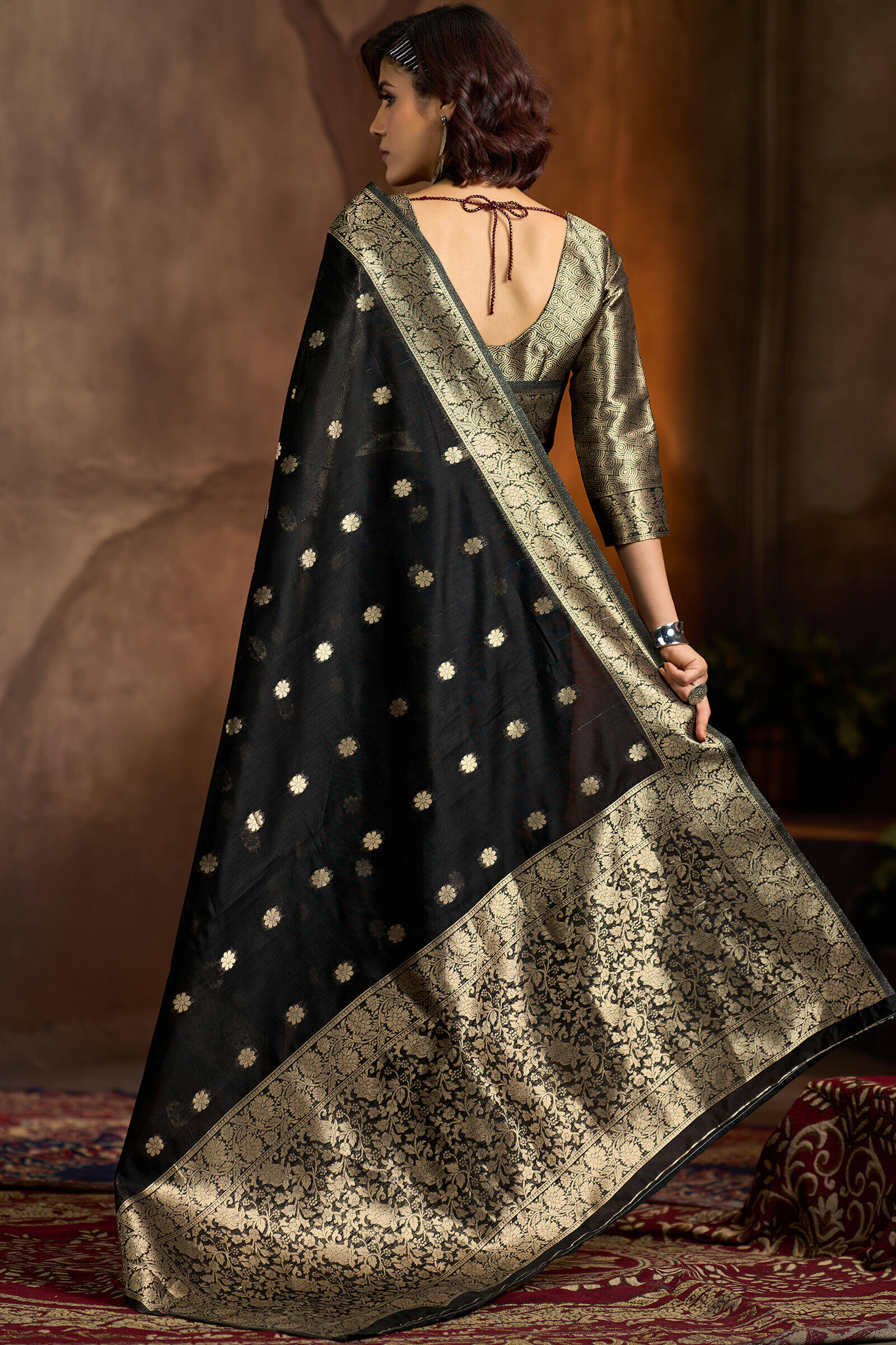 Imaginative Black Soft Banarasi Silk Saree With Appealing Blouse Piece - Image 5