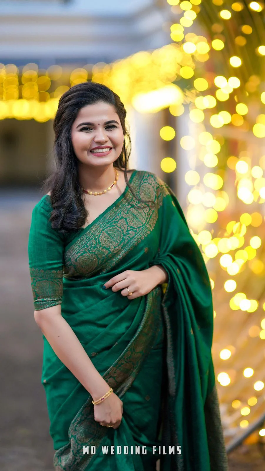 Imaginative Green Soft Banarasi Silk Saree with Artistic Blouse Piece - Image 5
