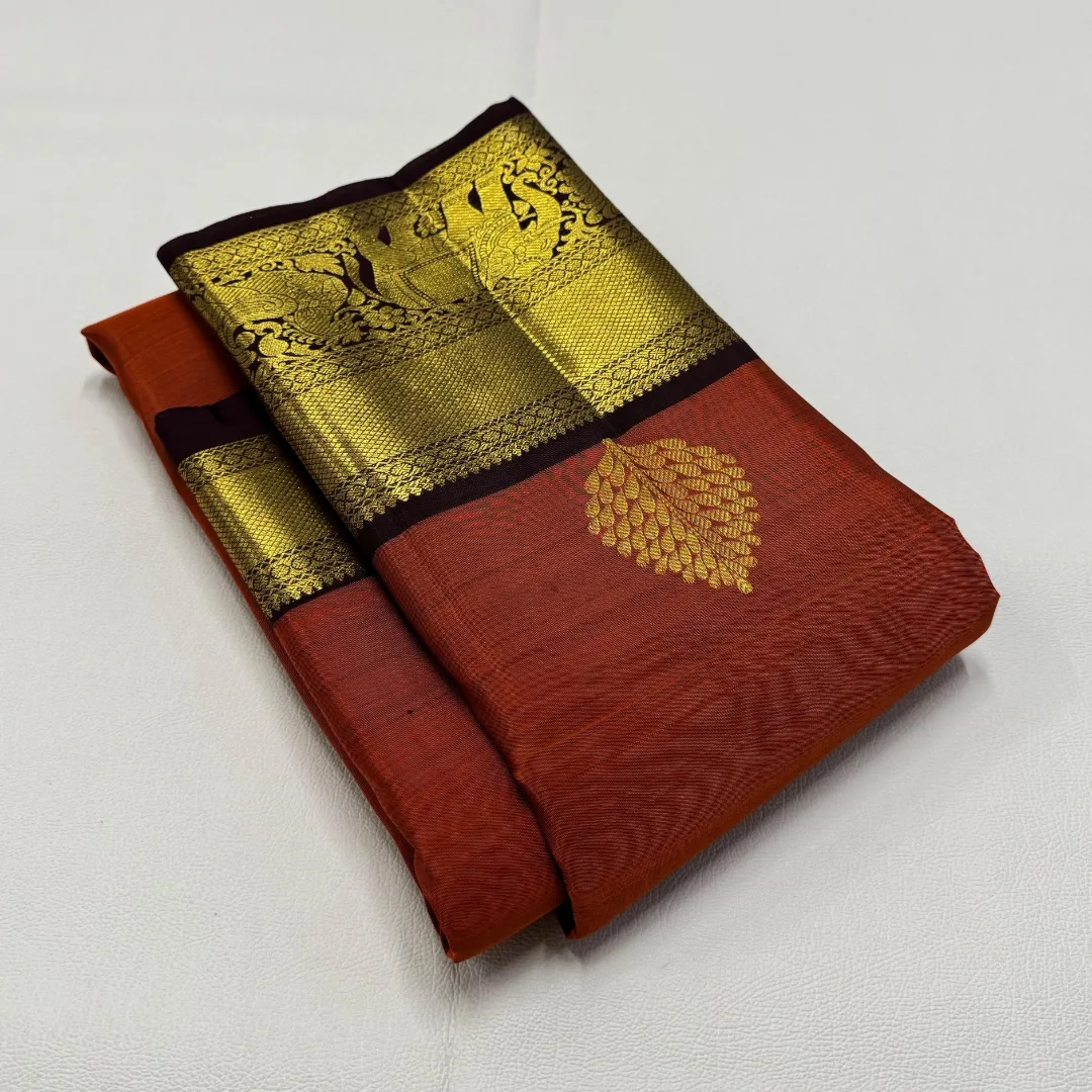 Imbrication Orange Pure Zari Weaving Banarasi Silk Saree With Prodigal Blouse Piece - Image 4