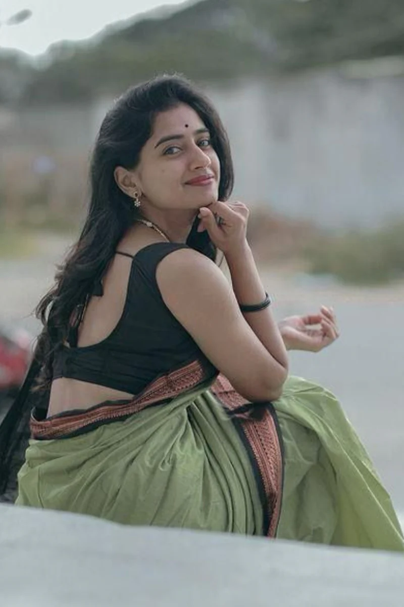 Imbrication Pista Soft Silk Saree With Ravishing Blouse Piece - Image 4
