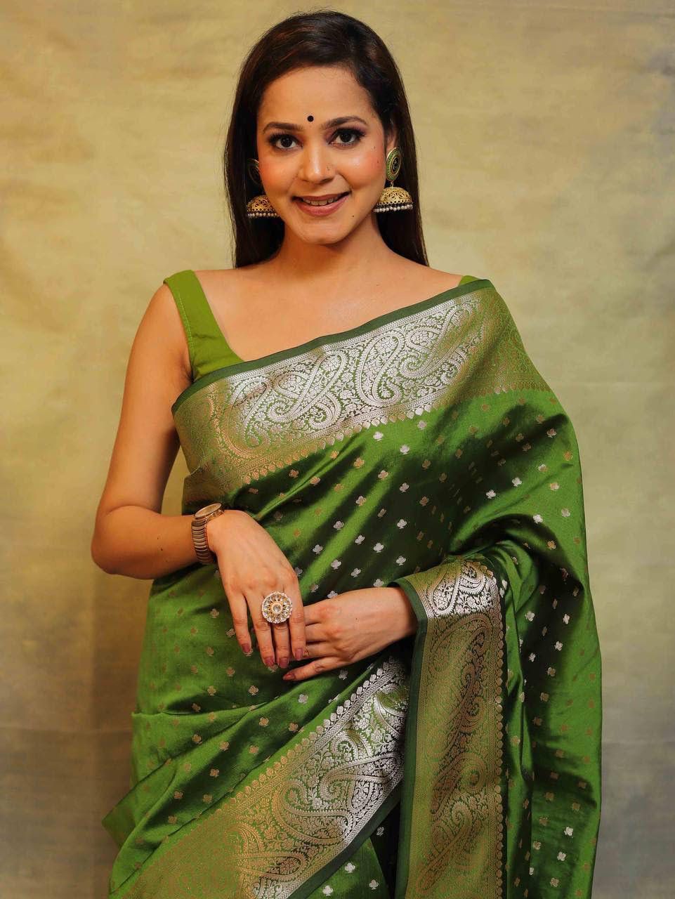 Impressive Mehndi Soft Silk Saree With Energetic Blouse Piece - Image 4