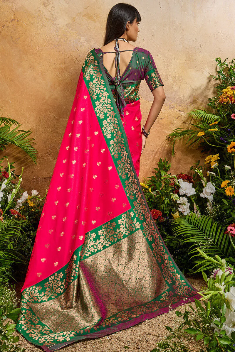 Improbable Dark Pink Pure Zari Weaving Banarasi Silk Saree With Efflorescence Blouse Piece - Image 6