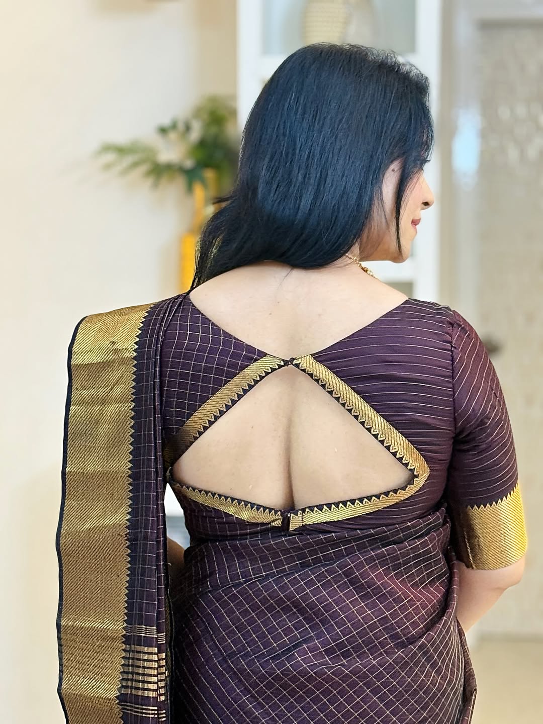 Incredible Brown Soft Silk Saree With Wonderful Blouse Piece - Image 6