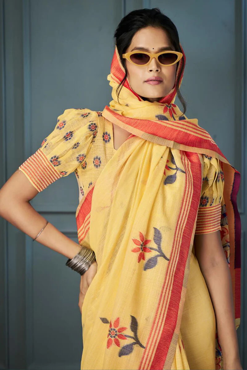 Ineffable Yellow Cotton Silk Saree With Nectarous Blouse Piece - Image 2