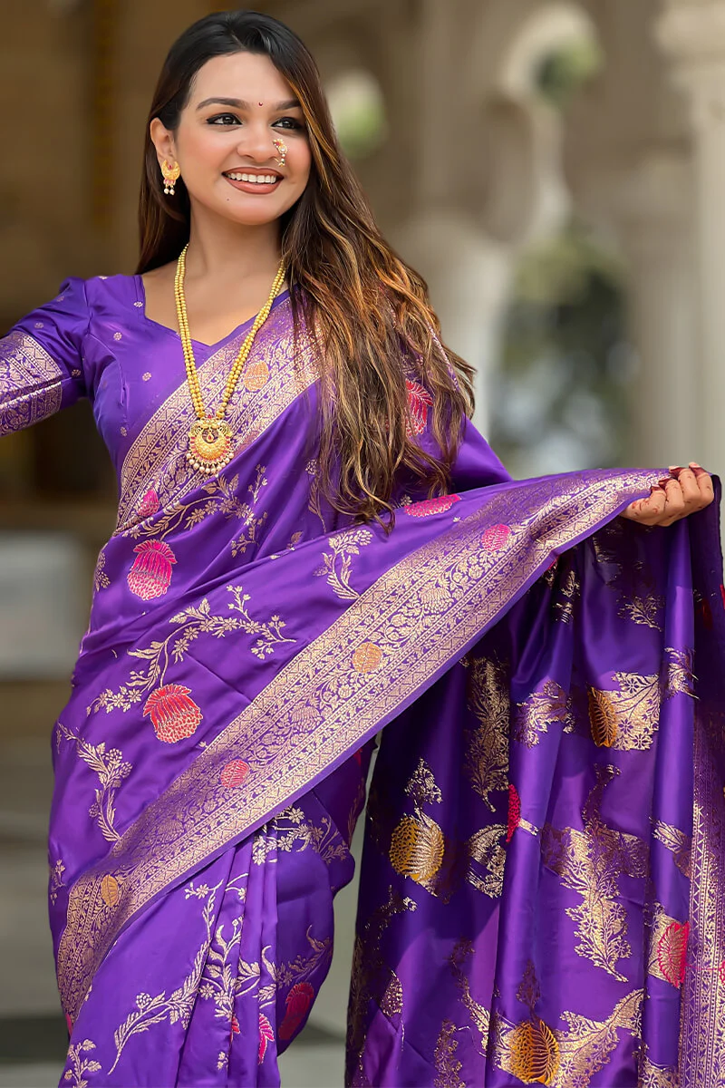 Inimitable Royal Blue Soft Banarasi Silk Saree With Aplomb Blouse Piece - Image 6