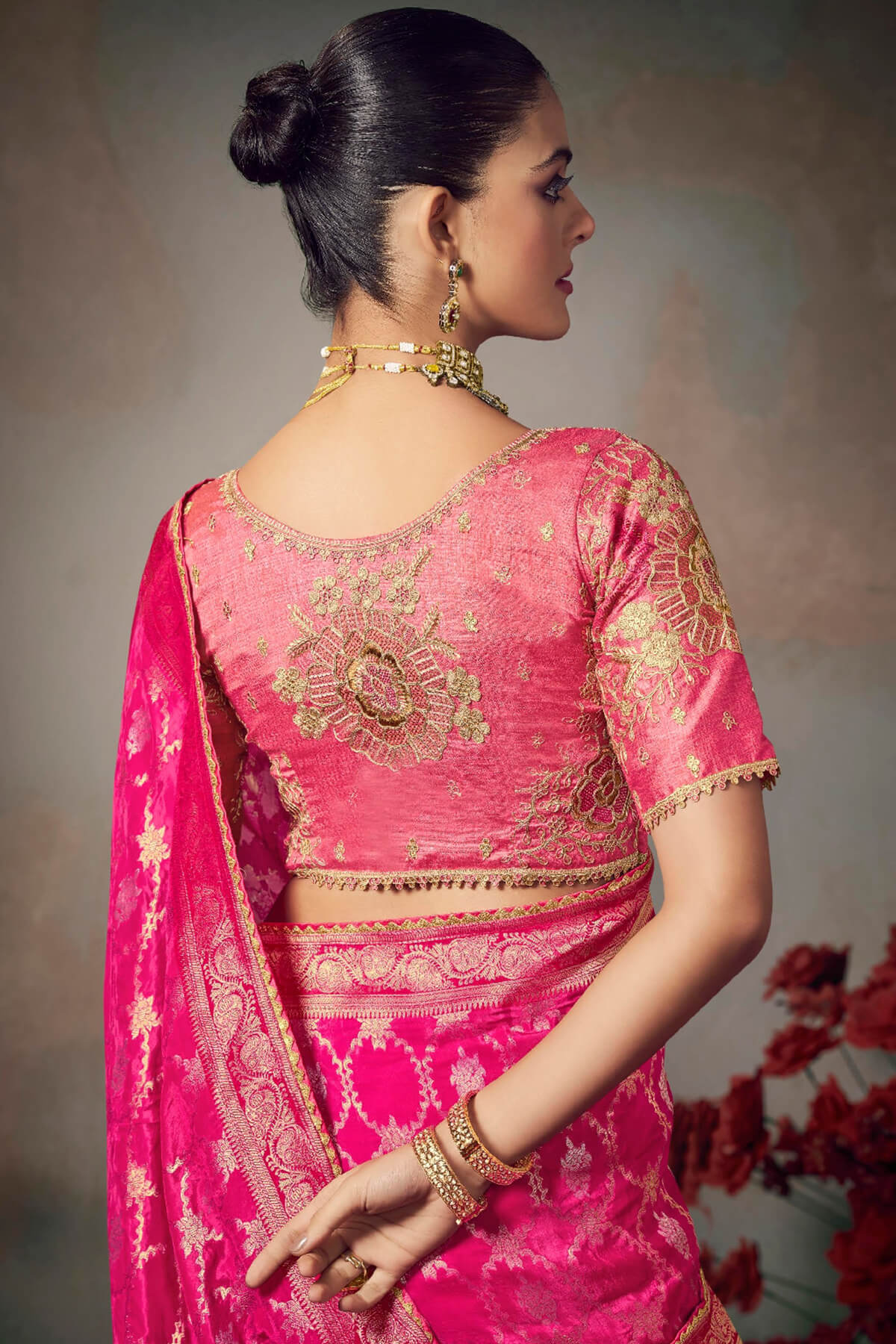 Intricate Dark Pink Banarasi Silk Saree With Embroidery Blouse Piece - Image 4
